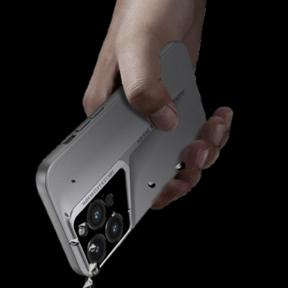 Apple iPhone 15 Pro / Pro Max – Blade Cover & Case