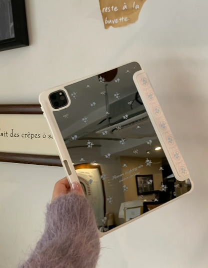 Vintage Pastel Stripe iPad Case – Floral Elegance with Soft Touch