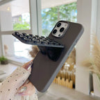 Apple iPhone 16 / Pro / Pro Max - Silicone Back Cover with Flip-Out Suction Holder"