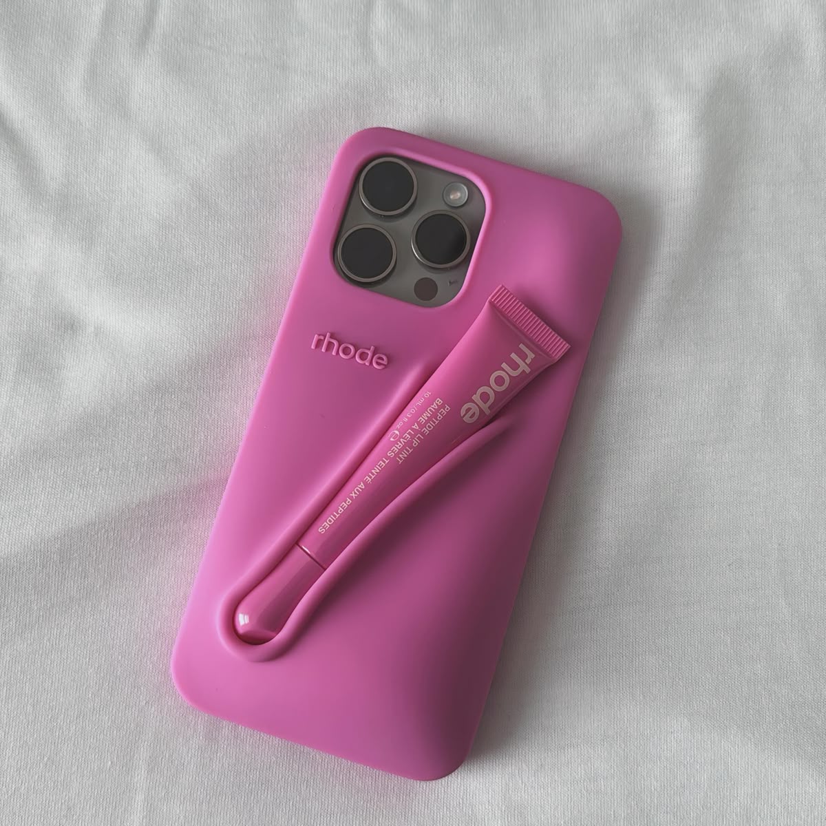 Apple iPhone 17 / Air / Pro / Pro Max – Silicone Phone Cover with Built-in Lip Tint Holder